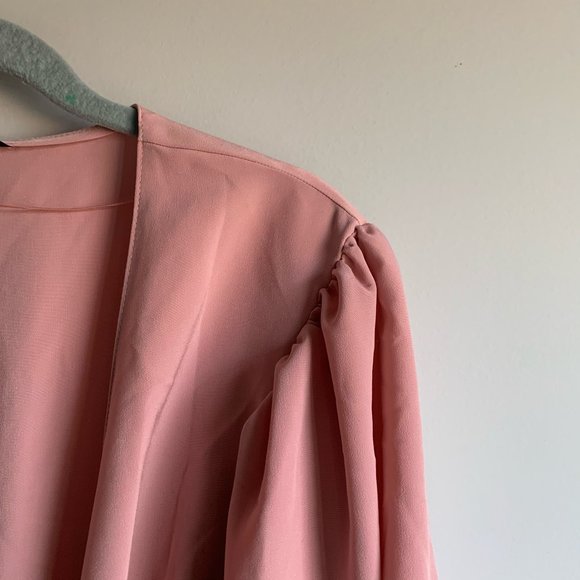 Topshop Blush Colored Long Sleeve Wrap Dress Sz 6 - Picture 2 of 9